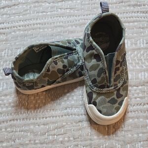 OshKosh B'gosh Kids Green Camo Sneakers